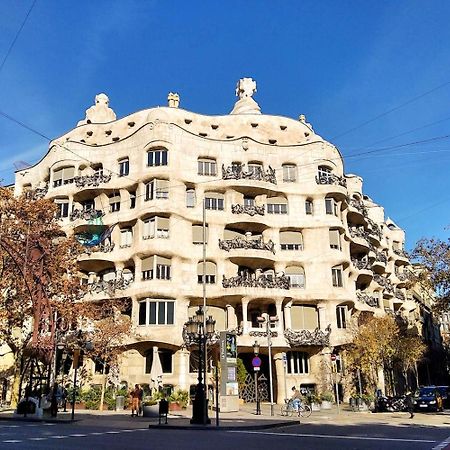 Rooms In Spacious Apartment In City Center Barcelona Kültér fotó
